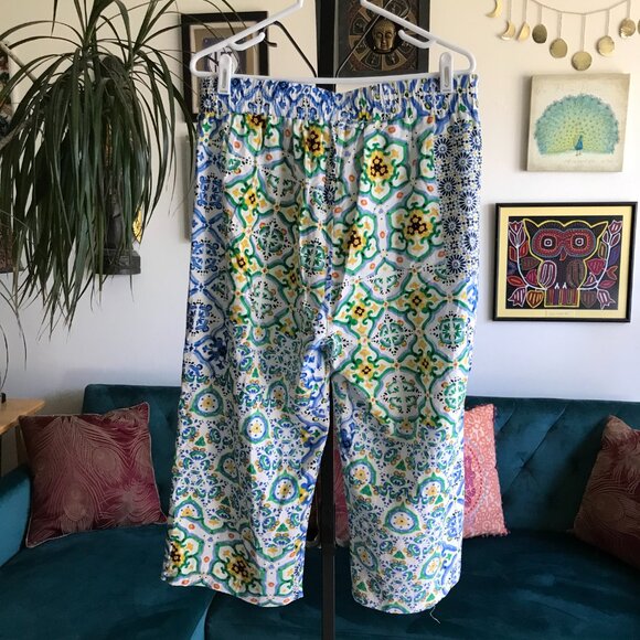 HESTER & ORCHARD size M Linen Blend Blue Green Yellow Print Cropped Pants - Picture 3 of 4